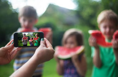 Sosyal Medya ve Çocuklarımızın Resimleri: Dijital Güvenlik Rehberi